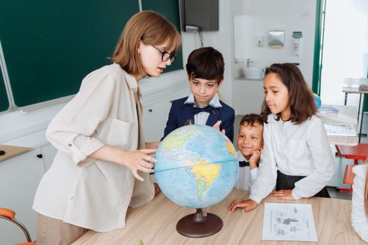 Unlock the Magic: Enhancing Classroom Engagement with Educational Magic Tricks